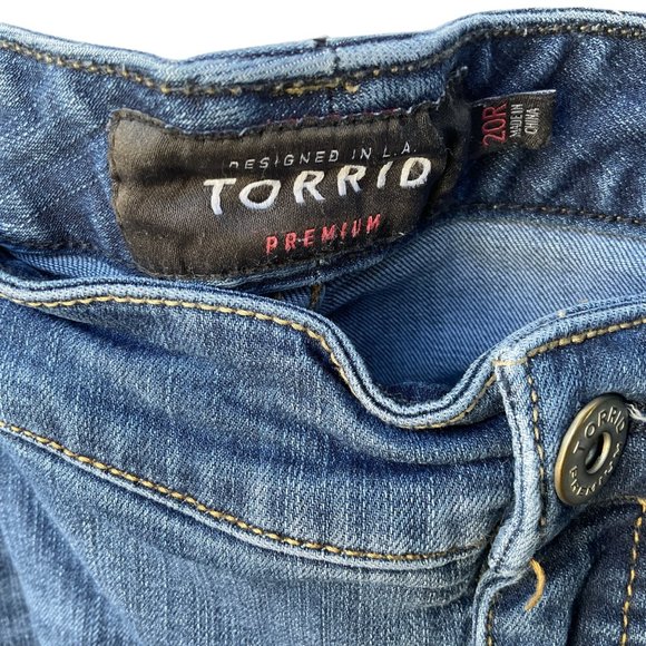Torrid Premium Woman's Distressed Denim Blue Jeans Size 20R High Rise Curvy - Picture 3 of 16